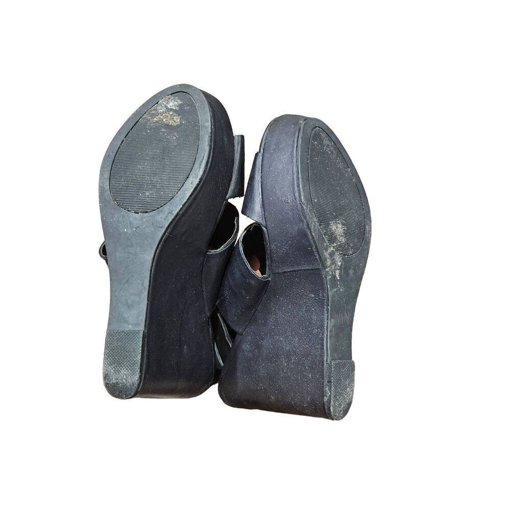 Madden Girl Black Wedge Sandals - Picture 12 of 13